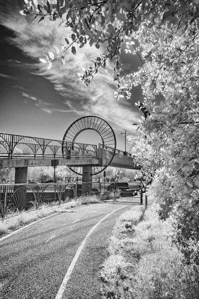 Los Angeles river, Baum Bicycle bridge